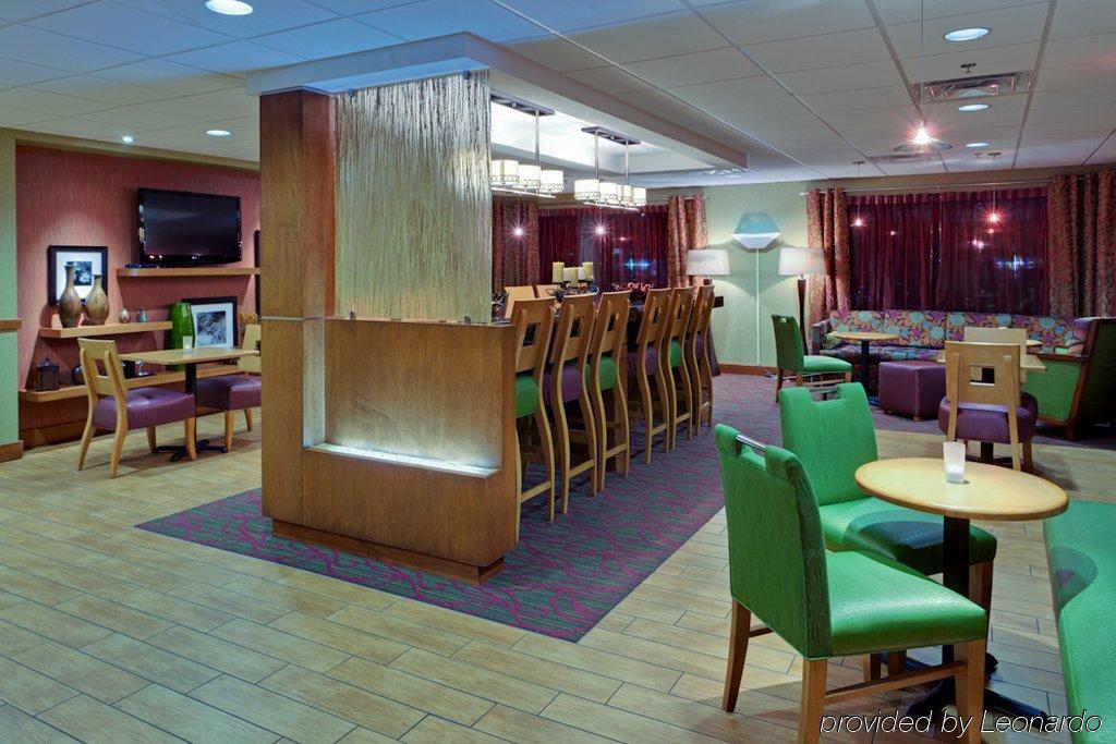 Hampton Inn Harrisonburg - University Restaurant photo